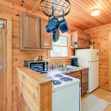 Quaint Blue Ridge Cabin Rental With On-Site Stream! Sparta Dış mekan fotoğraf