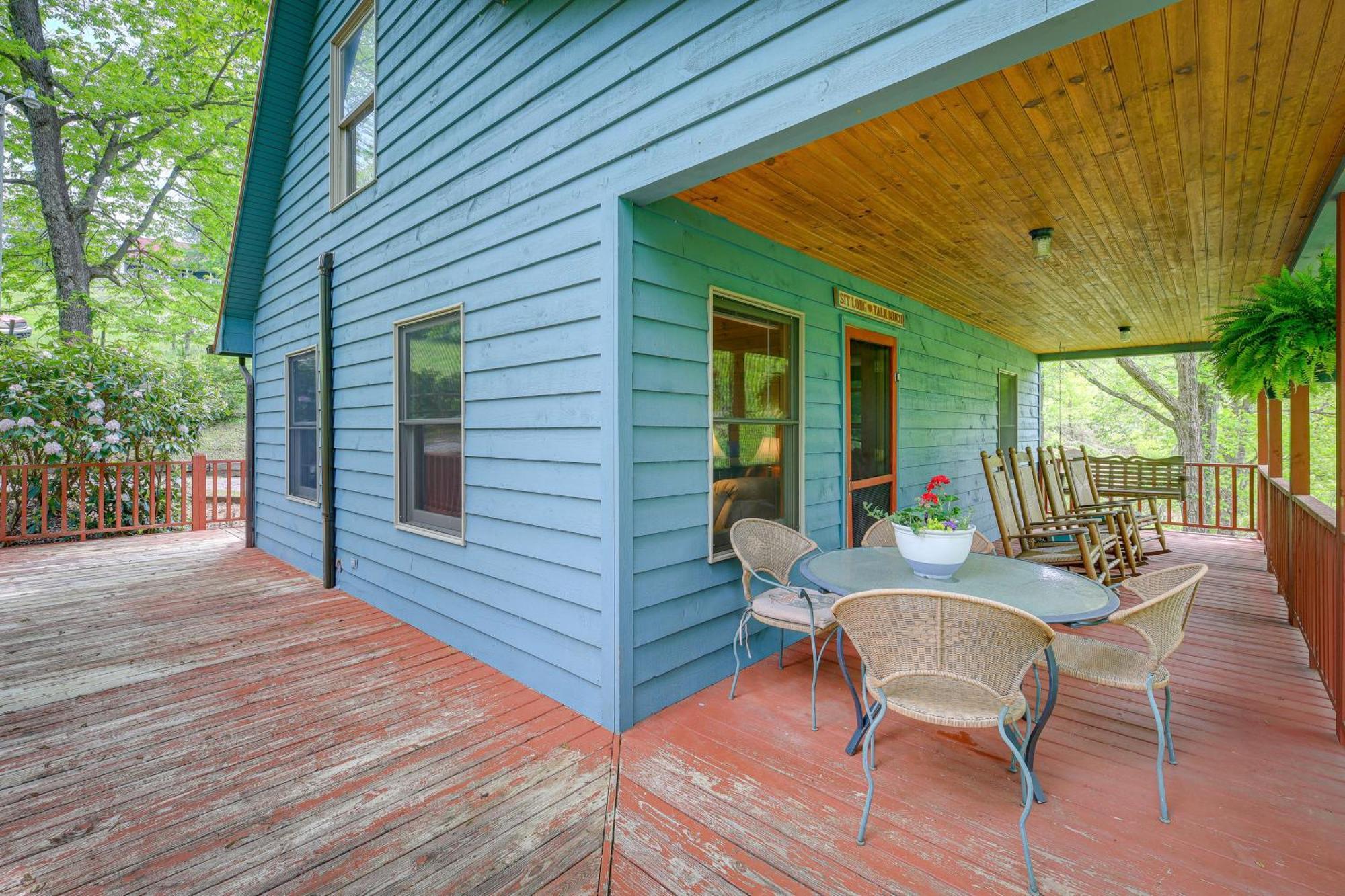Quaint Blue Ridge Cabin Rental With On-Site Stream! Sparta Dış mekan fotoğraf