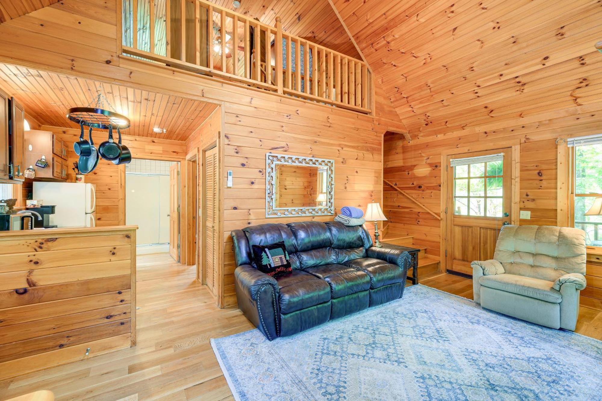 Quaint Blue Ridge Cabin Rental With On-Site Stream! Sparta Dış mekan fotoğraf